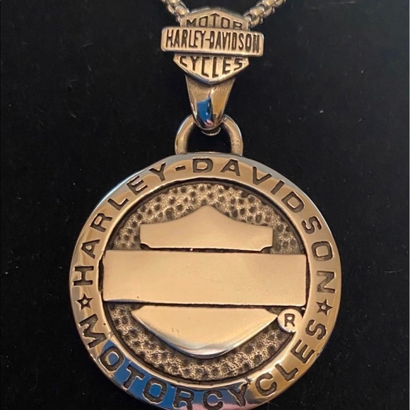 Limited! HD Mens Necklace - Picture 5 of 6